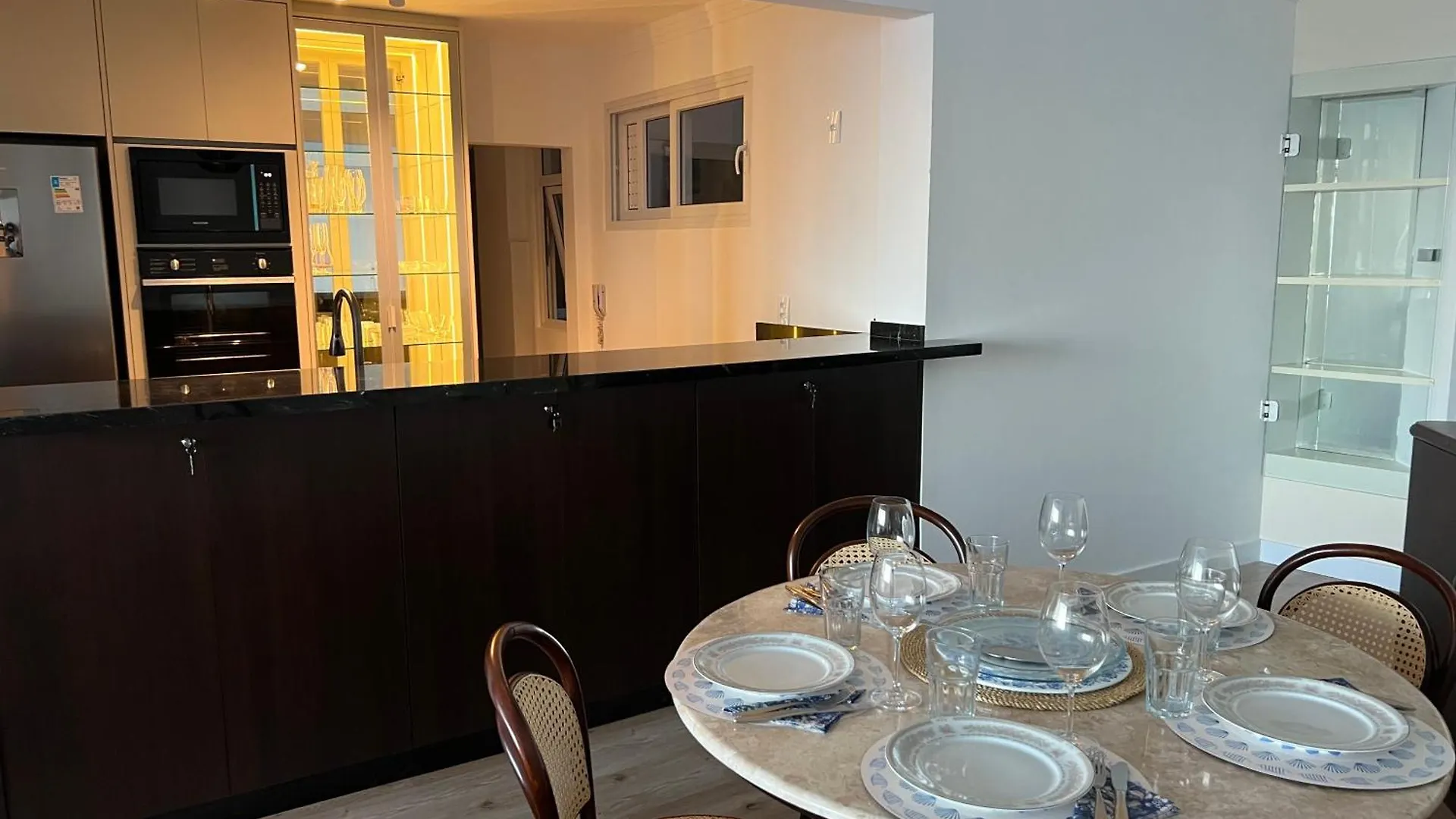 Apartamento Frente Mar, Na Praia Central Balneário Camboriú